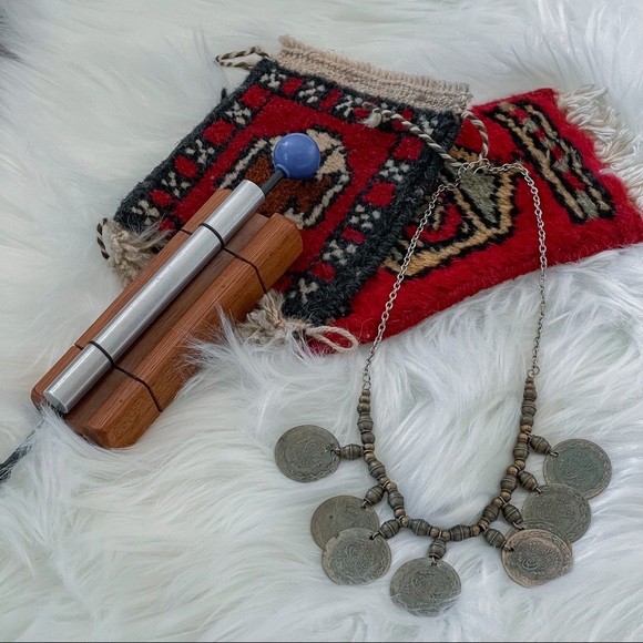 Secondhand Curated Gift Box / Personalized Mystery Box - Picture 2 of 7